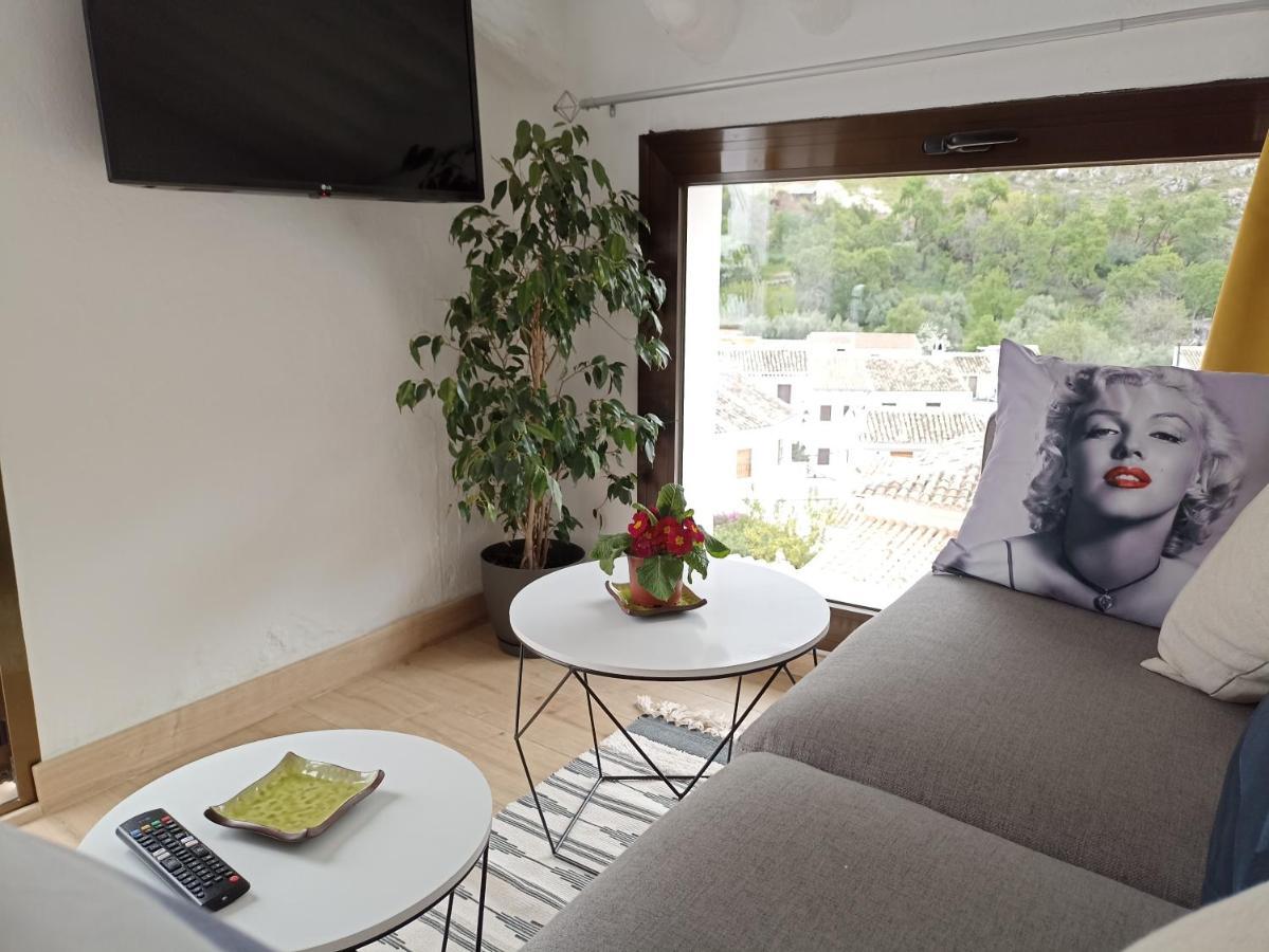 El Hechizo Del Bailon Guest House Zuheros Ngoại thất bức ảnh